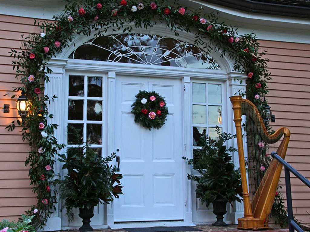 Holiday Events at Florida State Parks in 2024 1 Camellia Christmas