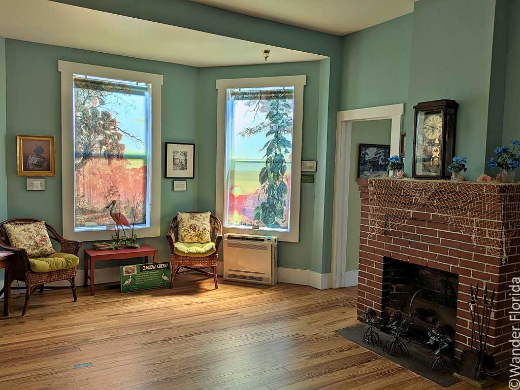 Main Bedroom in Palm Harbor Museum